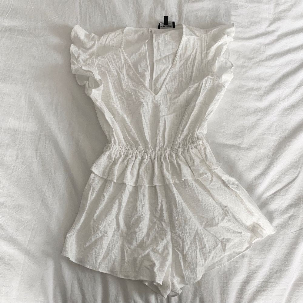White Ruffle Sleeve Romper - Picture 4 of 6